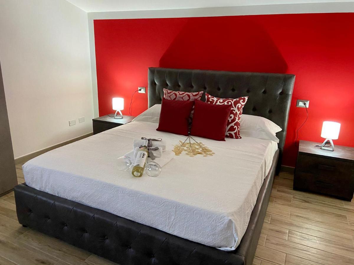 Cadoni Guest House 博萨 外观 照片